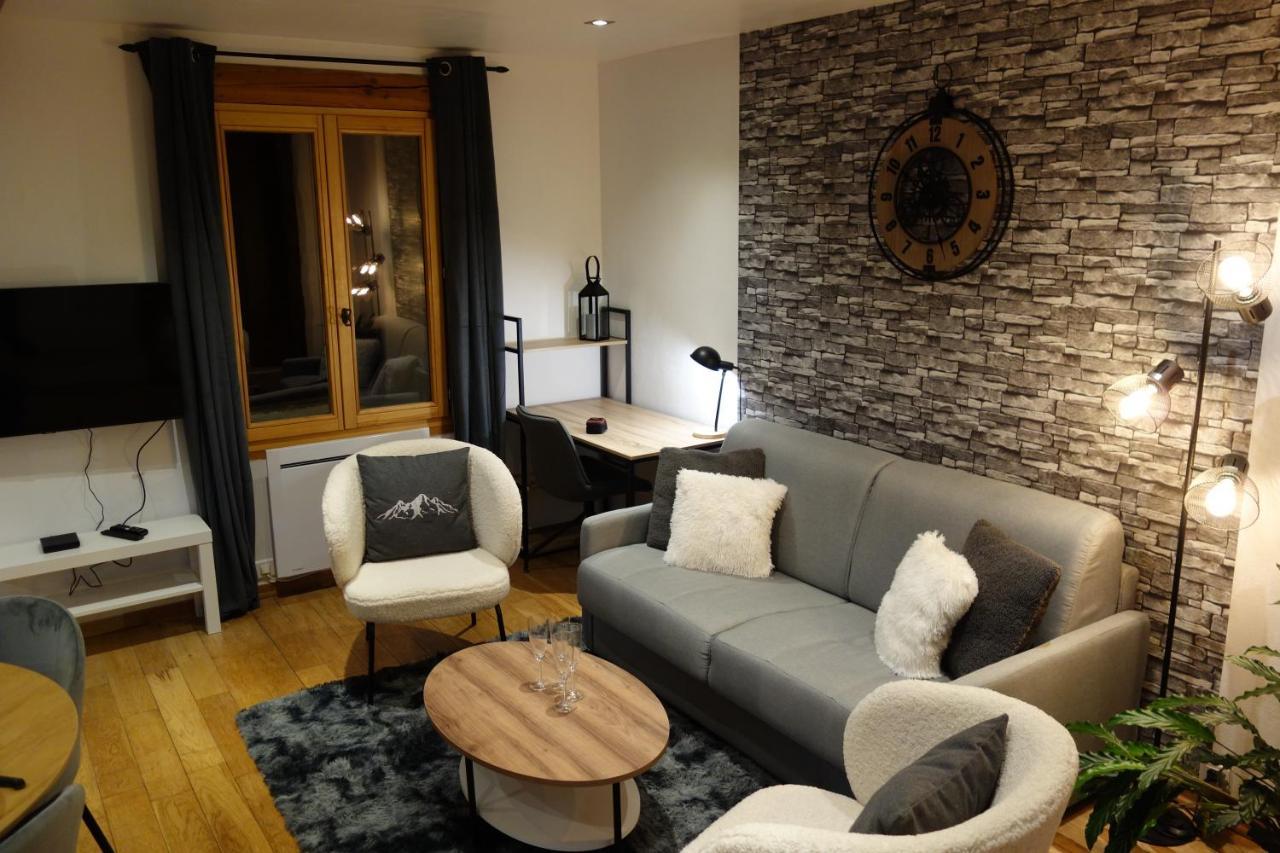Chez Petit Louis- Appart Centre Ville Jusqu'A 6 Personnes Briançon Exterior foto
